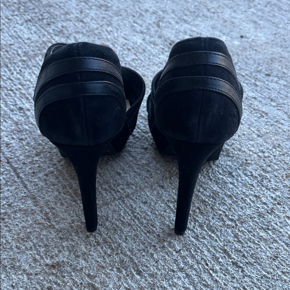 Gianni Bini Black Strappy Heels - Picture 3 of 4